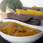 Dip di zucca con polenta di mais nero e tempeh