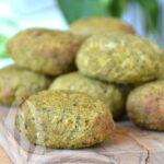 Polpette di ceci e taccole alla menta